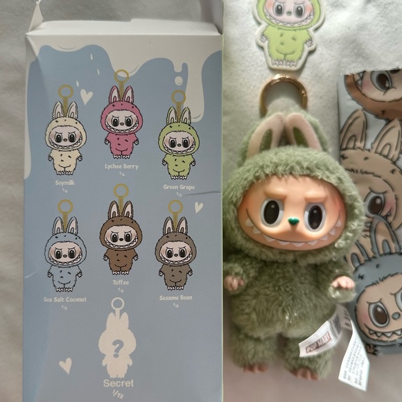 Authentic Labubu Green Grape💚 - Picture 3 of 4